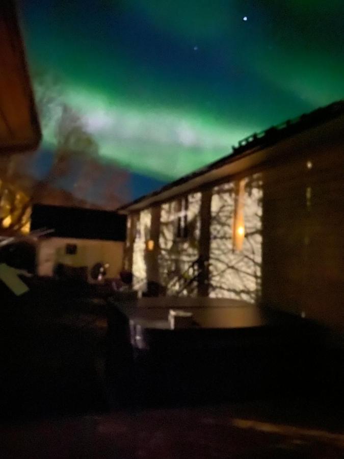 Lyngen, Mackay Appartment, Lyngen Lyngseidet Exterior photo